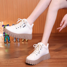 Ladda upp bild till gallerivisning, Populära lågskurna stövlar med tjock sula