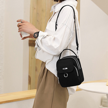 Ladda upp bild till gallerivisning, Lätt vattentät crossbody-väska med flera fickor