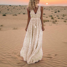 Ladda upp bild till gallerivisning, Ärmlös prickig klänning med tryck