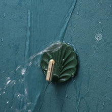 Ladda upp bild till gallerivisning, Lätt lyxig skalformad krok