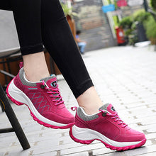 Ladda upp bild till gallerivisning, Slitstarka hiking-skor