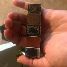 Ladda upp bild till gallerivisning, đđđđHĂ„rklĂ€mma i miniatyrbok