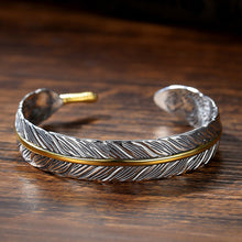 Ladda upp bild till gallerivisning, Vintage fjäderarmband