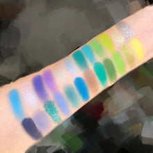 Ladda upp bild till gallerivisning, Ögonskuggspalett med 72 färger