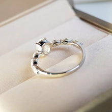 Ladda upp bild till gallerivisning, Oval Diamantring