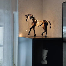 Ladda upp bild till gallerivisning, 'Adonis' hästskulptur