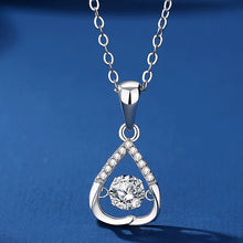 Ladda upp bild till gallerivisning, Glittrande Zirconia hjärta halsband