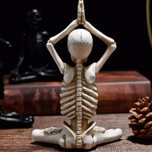 Ladda upp bild till gallerivisning, Unik Yoga Skelett Staty