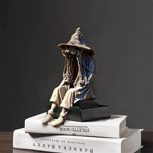 Ladda upp bild till gallerivisning, Witch & Ghoul solcellsdriven lampa