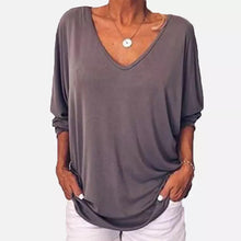 Ladda upp bild till gallerivisning, 3/4 ärm ryggknappad V-ringad topp