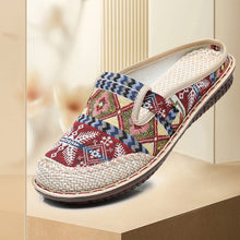 Ladda upp bild till gallerivisning, Andningsbara sandaler med flätade blommor