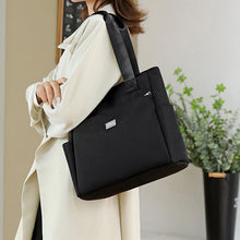 Ladda upp bild till gallerivisning, Stor kapacitet Vattentät Multi Pocket Nylon Axelväska