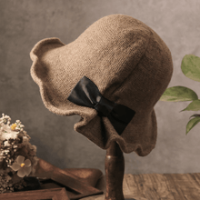 Ladda upp bild till gallerivisning, Elegant retro vintermössa