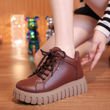 Ladda upp bild till gallerivisning, Populära lågskurna stövlar med tjock sula