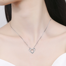 Ladda upp bild till gallerivisning, Infinity halsband med två hjärtan