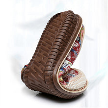 Ladda upp bild till gallerivisning, Andningsbara sandaler med flätade blommor