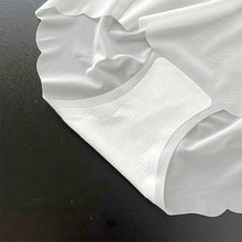 Ladda upp bild till gallerivisning, Sömlösa damunderkläder av issilke