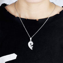 Ladda upp bild till gallerivisning, Hjärtformat Nyckelhalsband