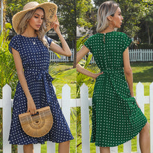 Ladda upp bild till gallerivisning, Underbar sommarklÀnning med prickar