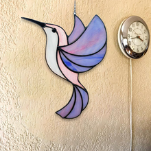 Ladda upp bild till gallerivisning, Kolibri färgade fönsterhängsmycke