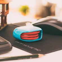 Ladda upp bild till gallerivisning, Cord Tangle-Free Portable Manager