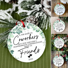 Ladda upp bild till gallerivisning, Christmas Coworker hängsmycke