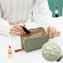 Ladda upp bild till gallerivisning, Make-up Travel Pouch för Kvinnor