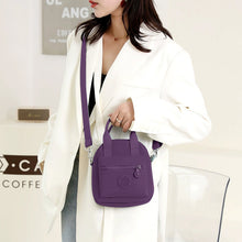 Ladda upp bild till gallerivisning, Handväska i nylon