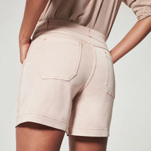Ladda upp bild till gallerivisning, Stretchshorts för kvinnor med twill