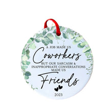 Ladda upp bild till gallerivisning, Christmas Coworker hängsmycke