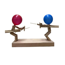 Ladda upp bild till gallerivisning, Handgjorda staketdockor i trä