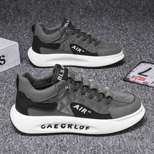 Ladda upp bild till gallerivisning, Tjocksulade sneakers i duntyg