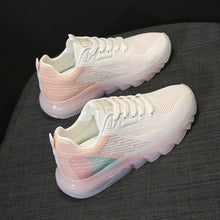 Ladda upp bild till gallerivisning, Andningsbara Flyknit-skor