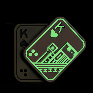 Mynt med tryckknapp för pokerhand