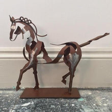 Ladda upp bild till gallerivisning, 'Adonis' hästskulptur
