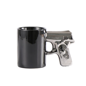 Muggar med pistolgrepp