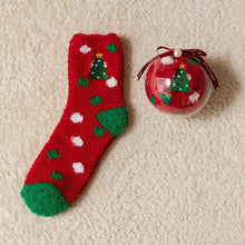 Ladda upp bild till gallerivisning, 🎄🧦Kreativ presentask med runda bollar och julstrumpor
