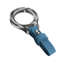 Ladda upp bild till gallerivisning, Premium Car Keychain
