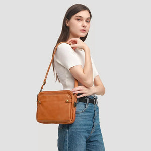 Crossbody-axel i tre läder lager