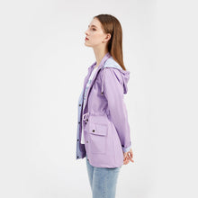 Ladda upp bild till gallerivisning, Vattentät mellanlång trenchcoat med dragsko i midjan
