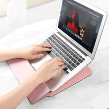 Ladda upp bild till gallerivisning, Laptopfodral med justerbart stativ

