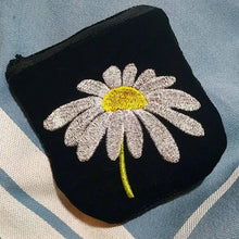 Ladda upp bild till gallerivisning, Broderi tryckt pappersset
