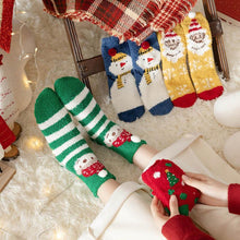 Ladda upp bild till gallerivisning, 🎄🧦Kreativ presentask med runda bollar och julstrumpor
