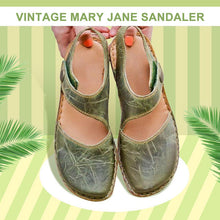 Ladda upp bild till gallerivisning, Vintage Mary Jane Sandaler
