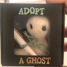 Ladda upp bild till gallerivisning, Fantastisk Halloween-present 🎁 - Adoptera ett litet spöke
