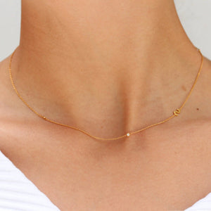 Inledande bezel diamanthalsband