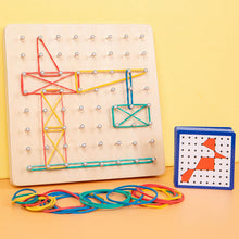Ladda upp bild till gallerivisning, Geoboard av trä

