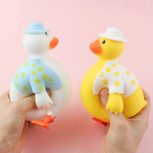 Ladda upp bild till gallerivisning, Stressavlastningsleksaker Dress Up Duck
