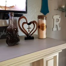 Ladda upp bild till gallerivisning, Jesus Entwined Hearts Cross
