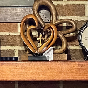 Jesus Entwined Hearts Cross